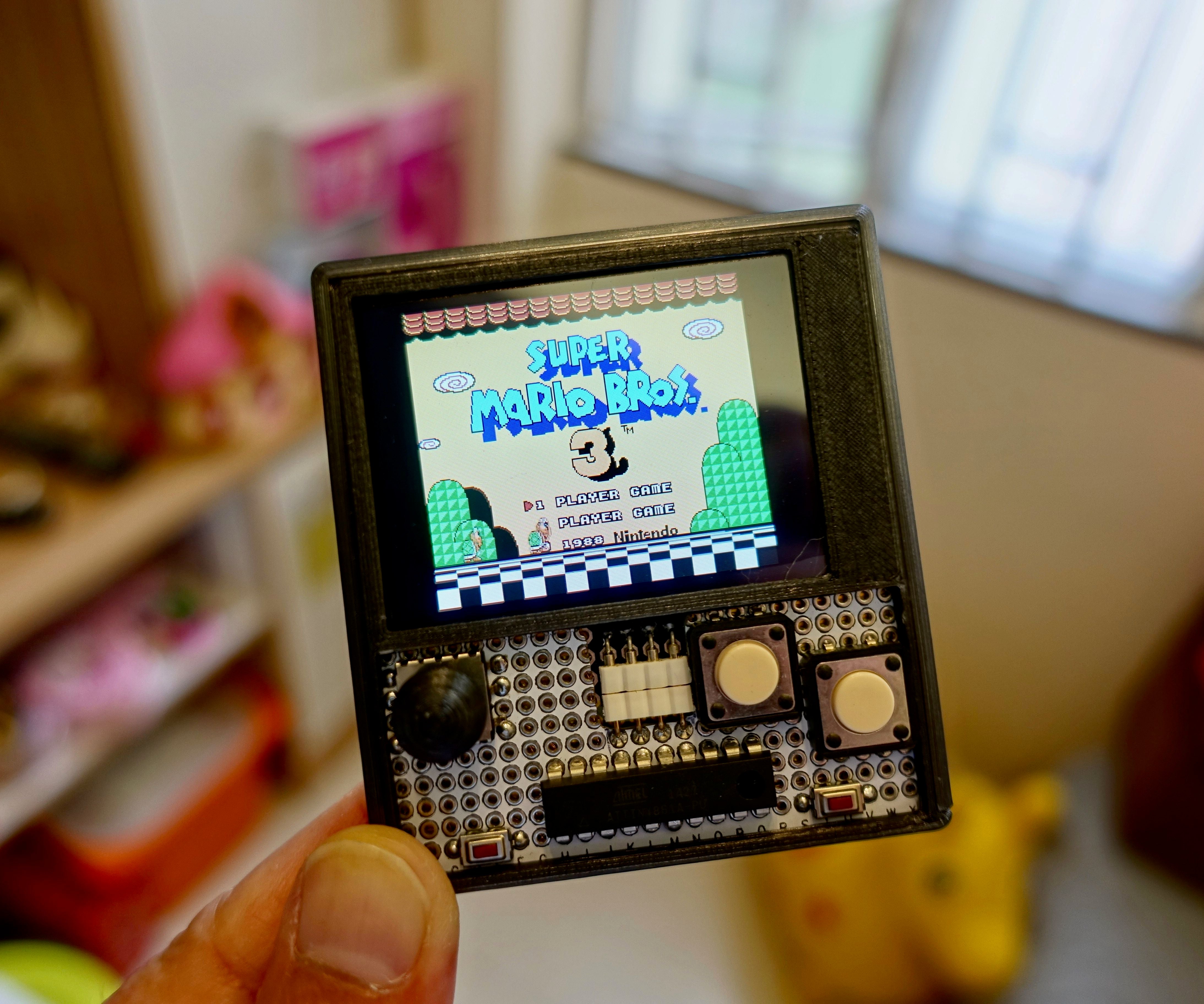 ESP32 Handheld Game Console