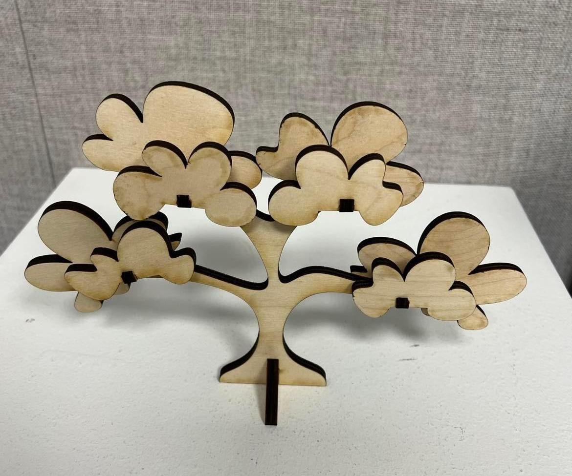 Laser-Cut Tree Construction Kit