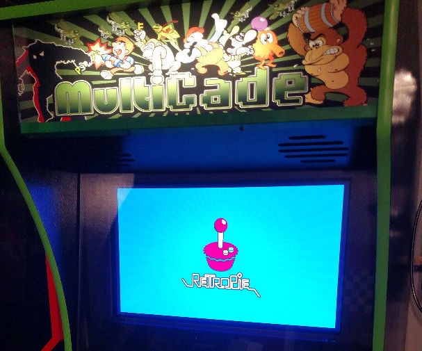 Multi-Cade Powered by Raspberry Pi