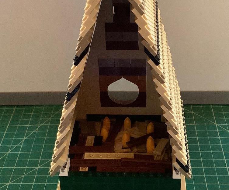 Lego Bird House: Display or Use