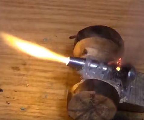 How to Make a Mini CANNON With a Screw-bolt / Tutorial