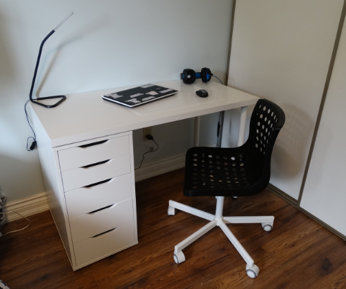 DIY Ikea Desk (Under 200$!!)