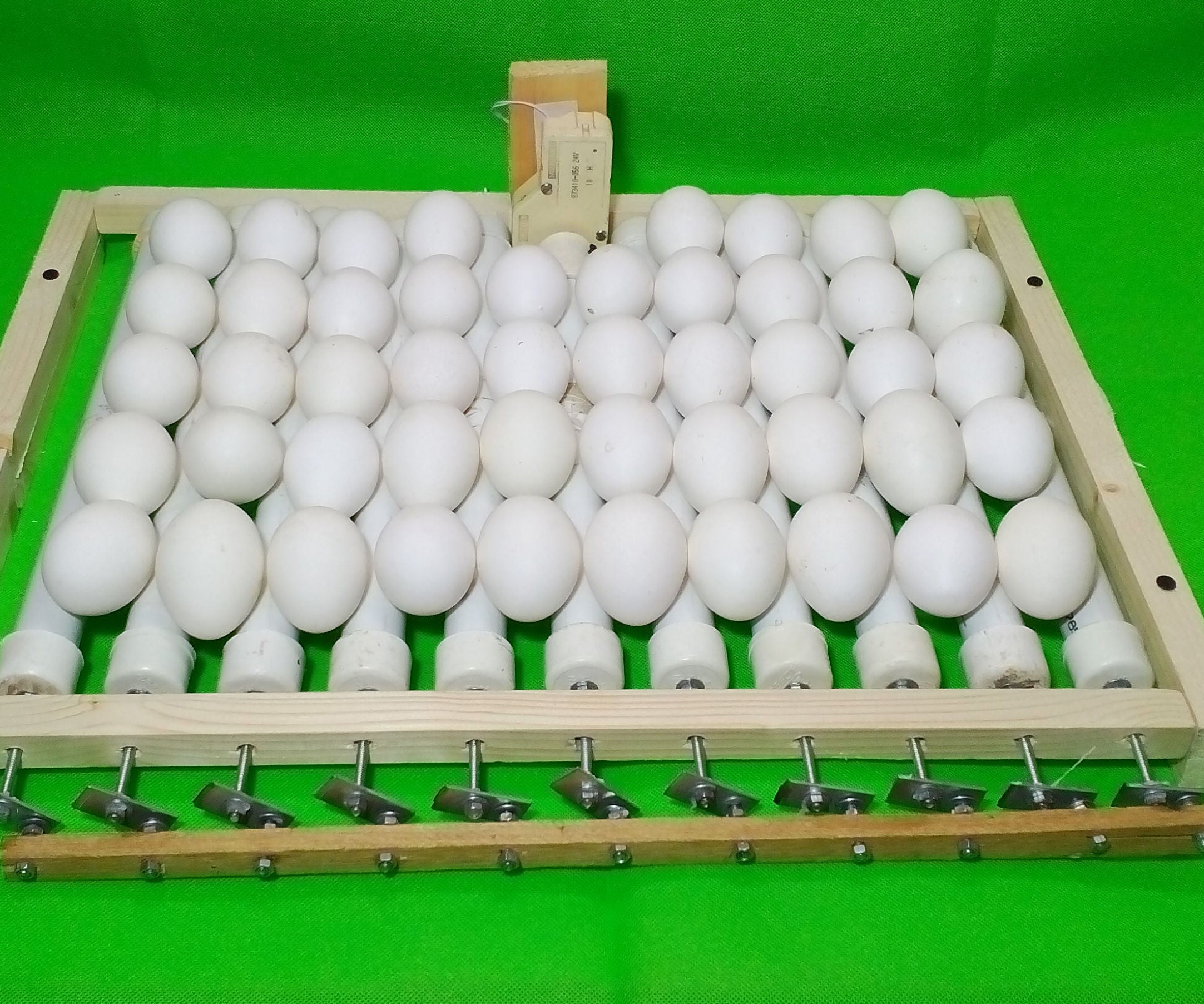 Automatic Egg Turner for Incubator