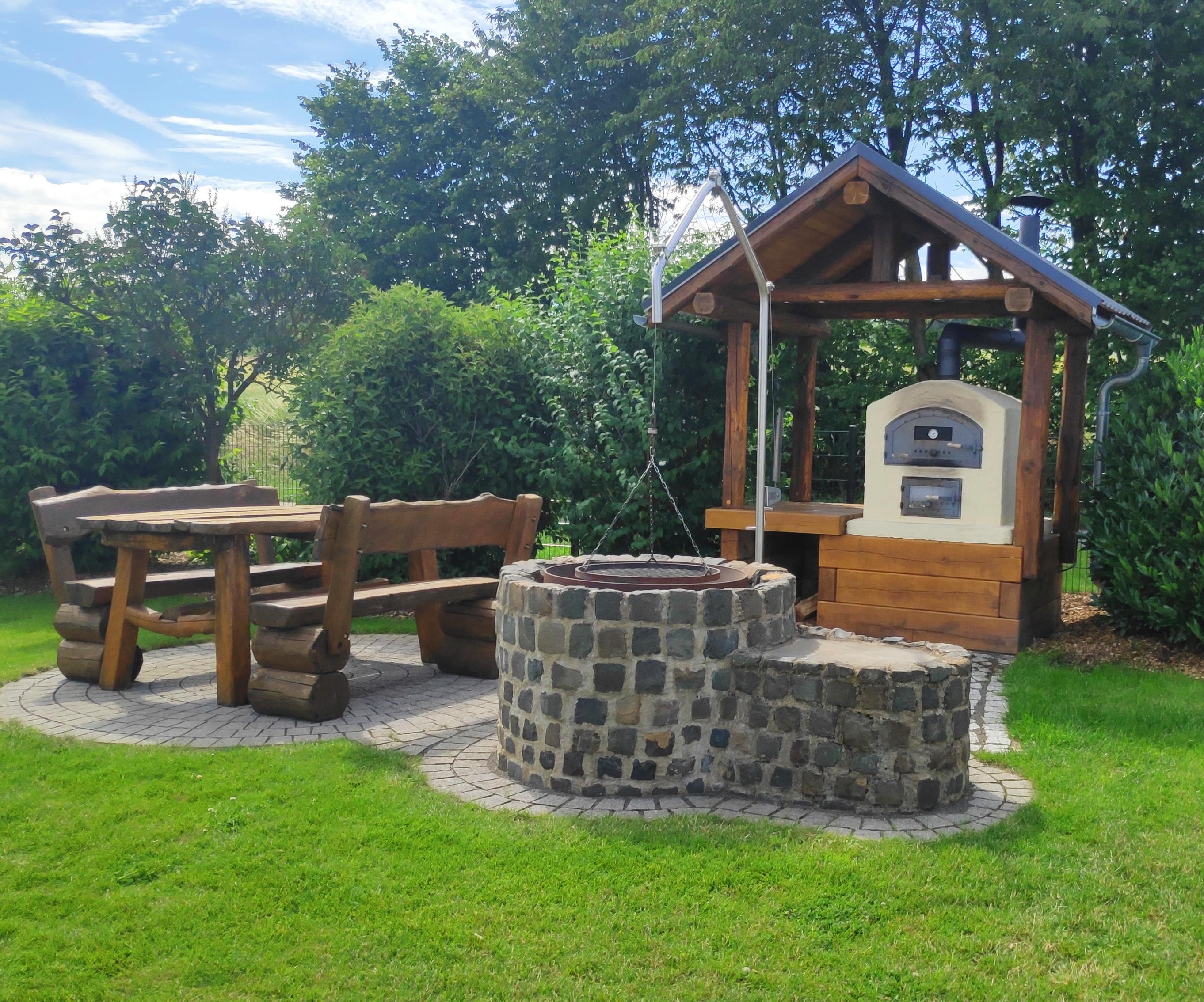 Wood Oven for Pizza, Bread Etc