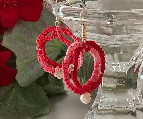 Tatted Apple Earrings With Wooden Beads