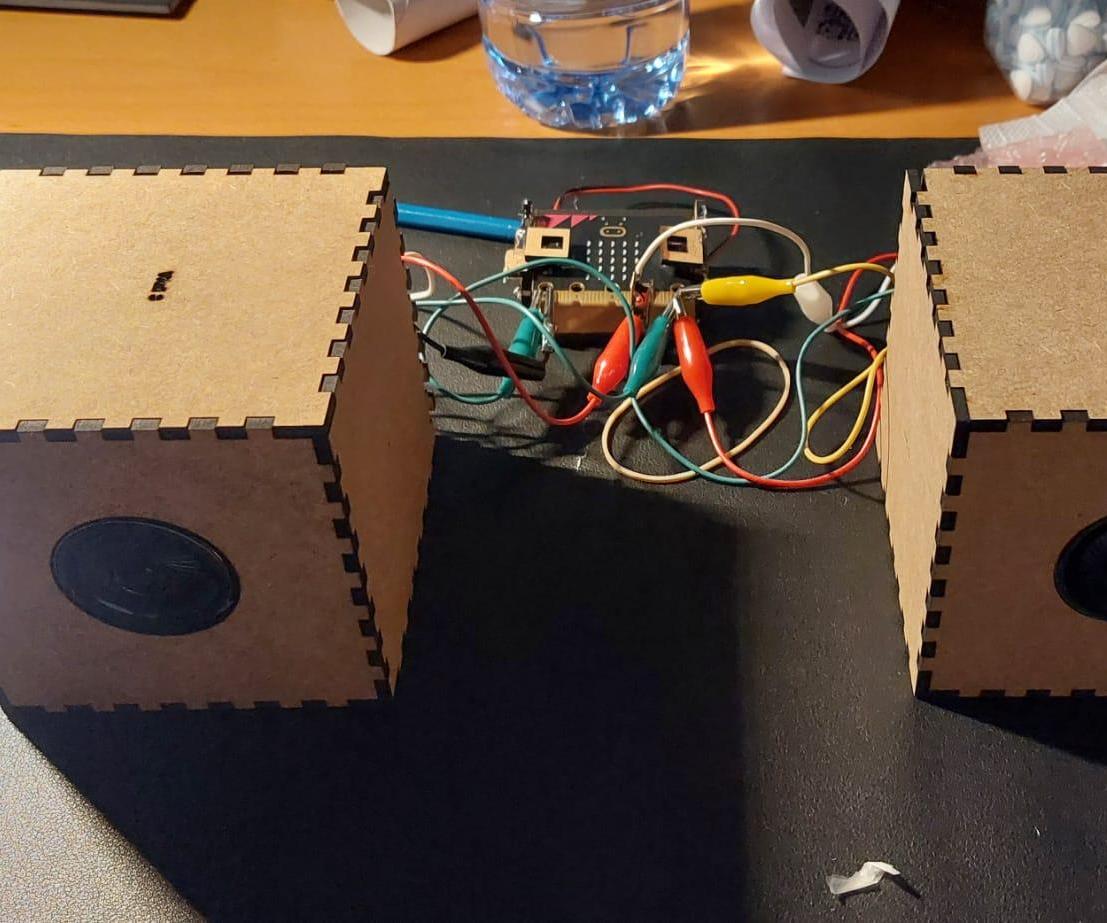 Versterkte Speaker Voor Micro:bit Met Lasercutter