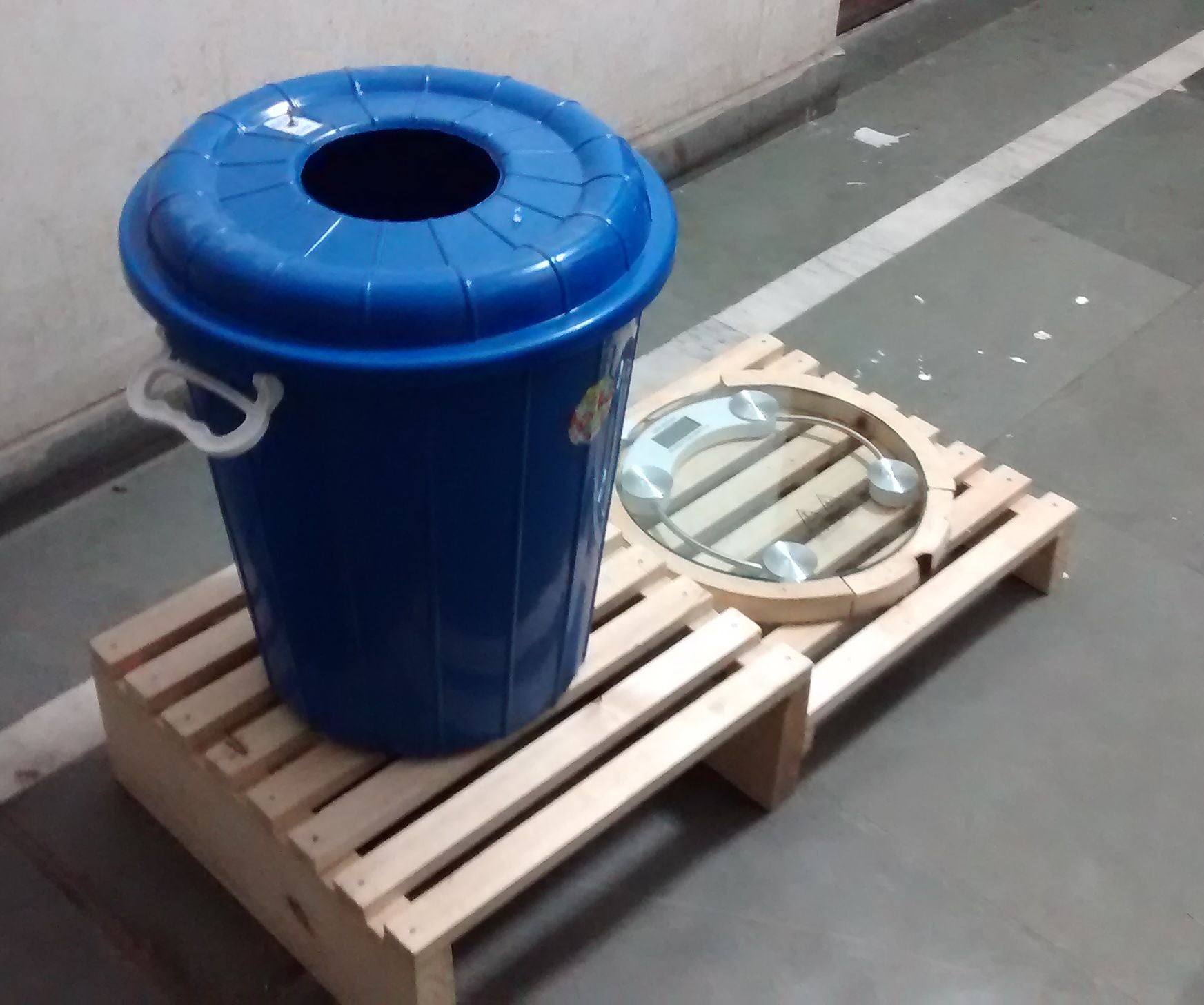 Dustbin - Weighing Machine