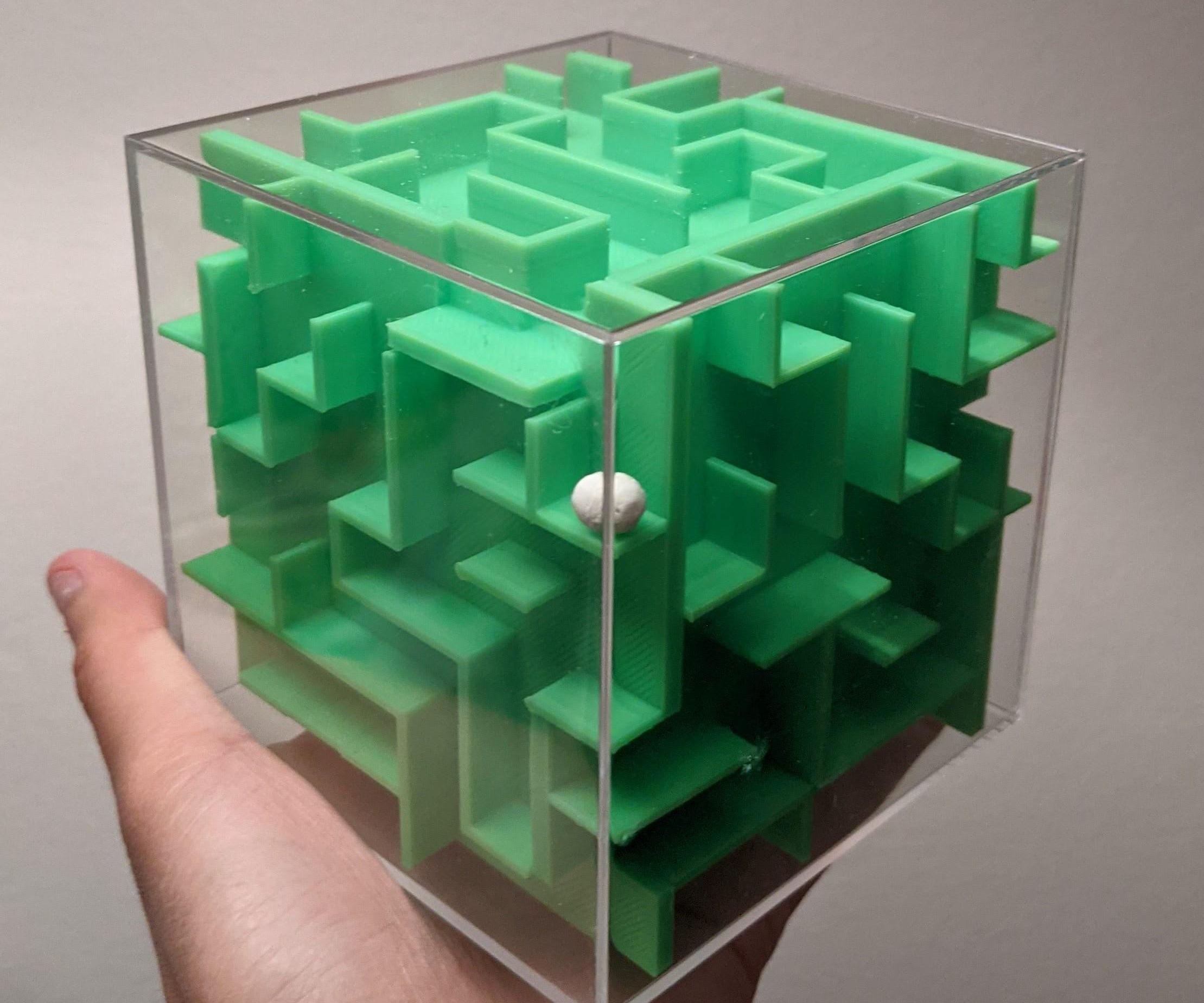3D Printed Maze Cube