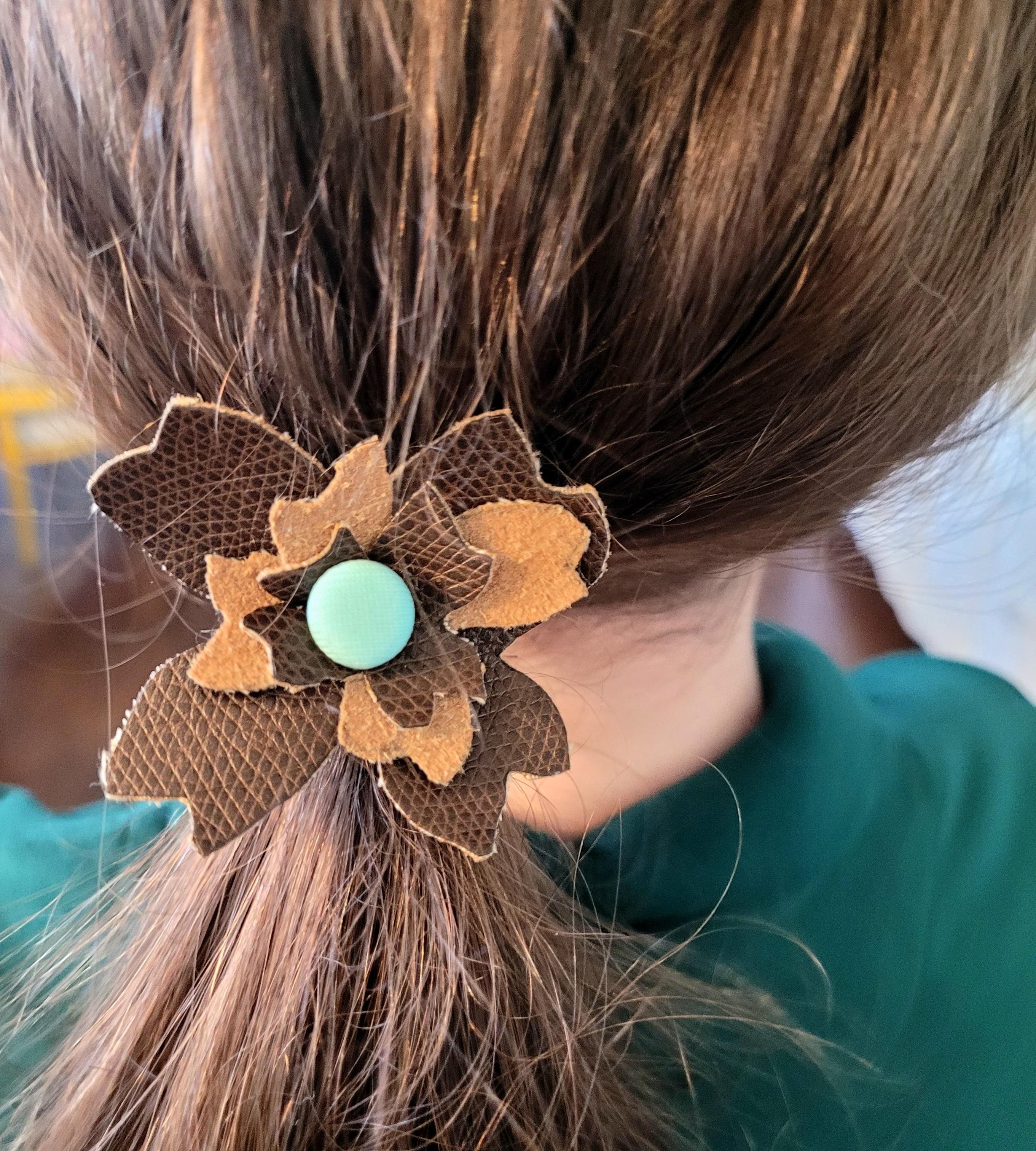 Easy Faux Leather Flower Hair Tie