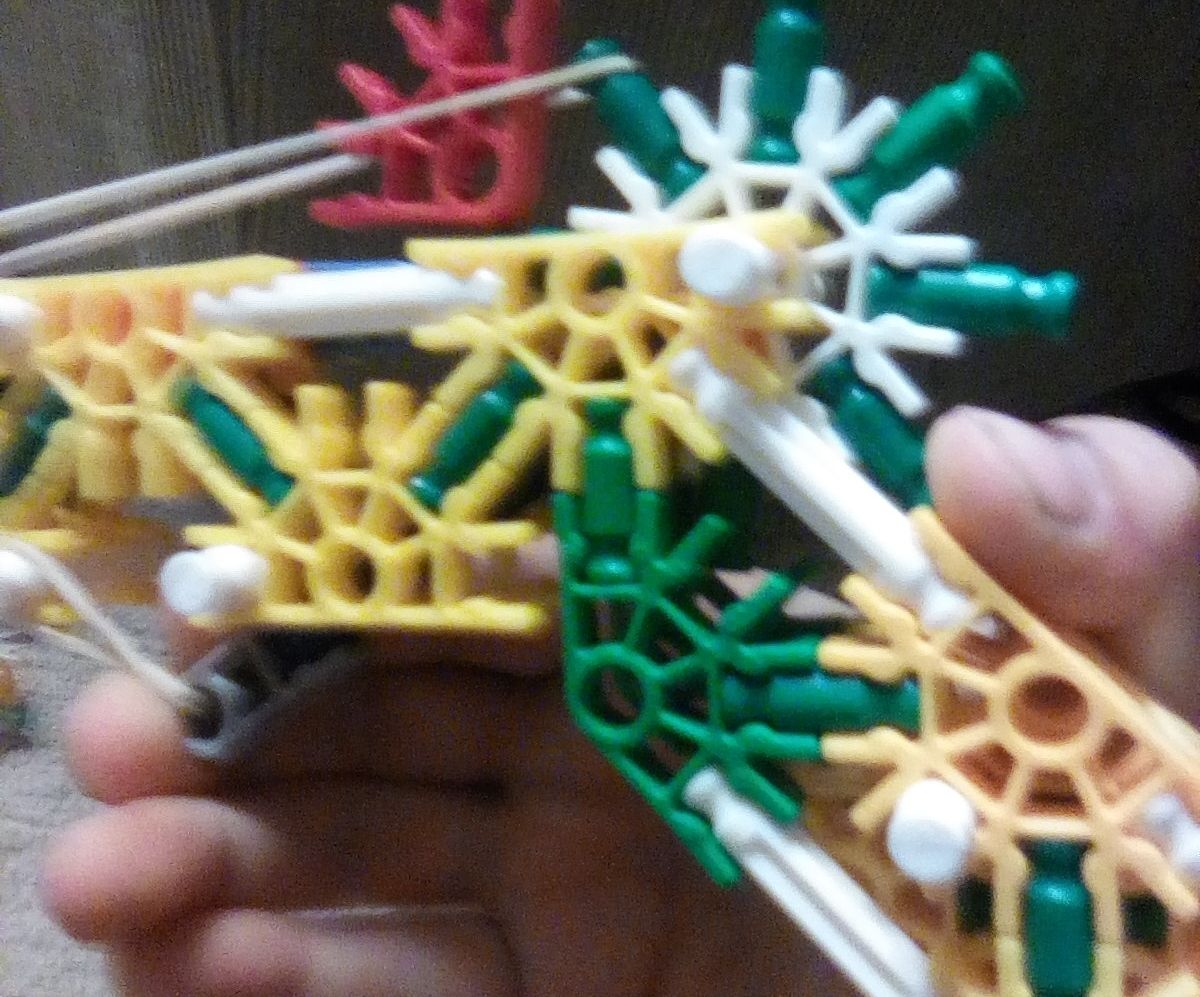 A Life Like Pistol Made With Knex Instruction