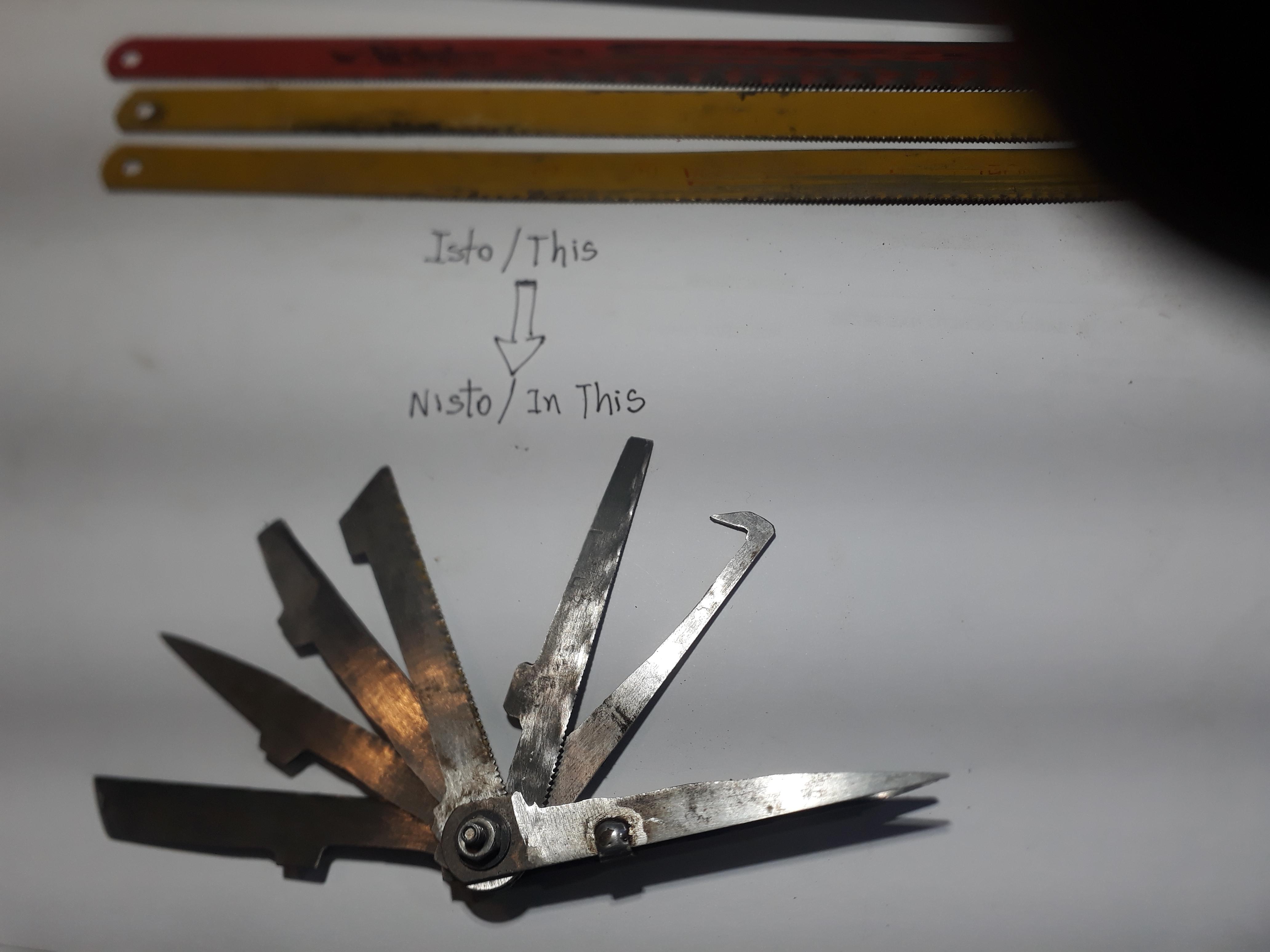Transform Disposable Saw Blades Into a Multipurpose Tool/Transforme Serrinhas Descatáveis Em Uma Ferramenta Multiuso