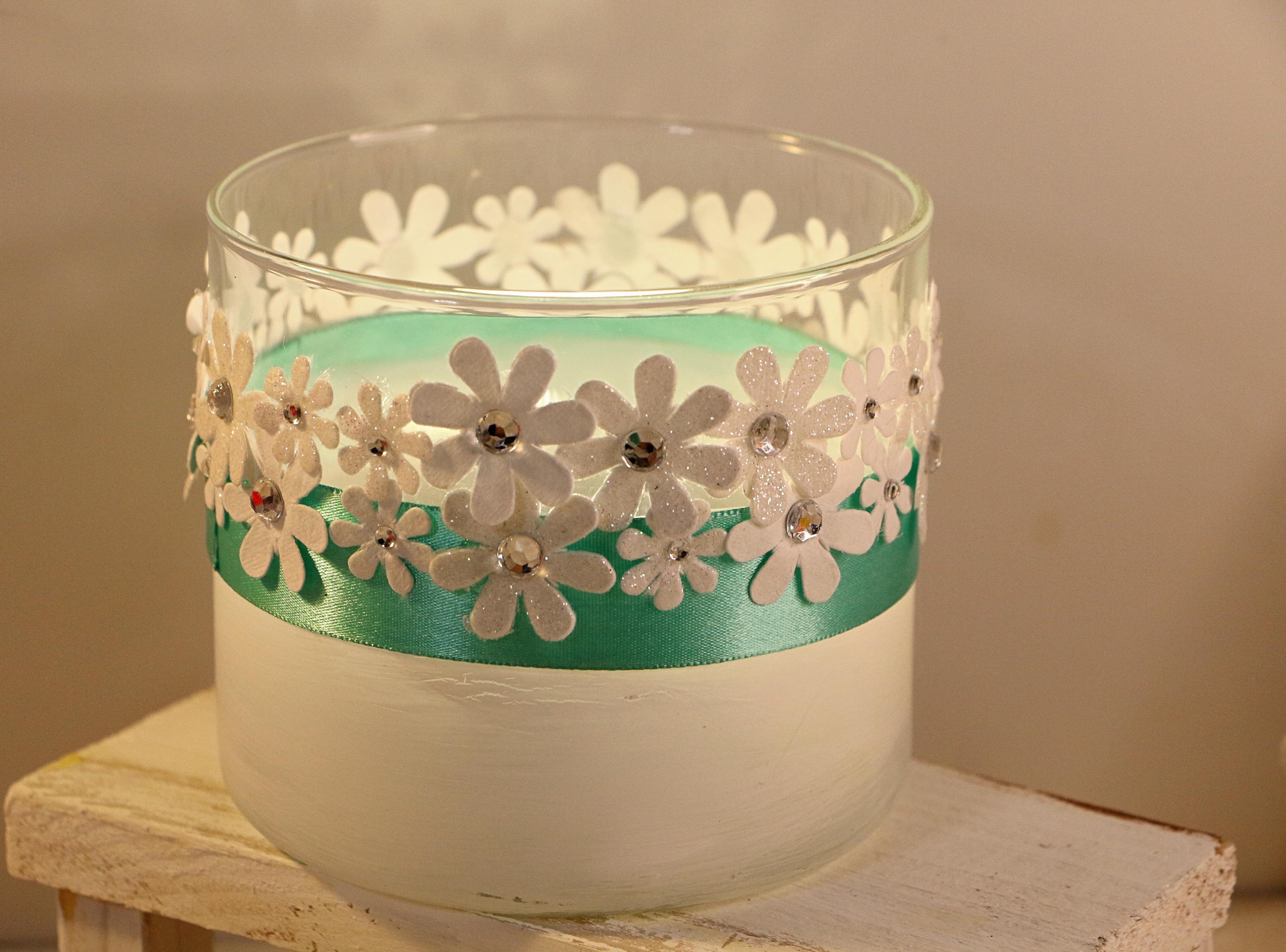 DIY: Upcycled Painted Glass Jar to Shimmery Flower Light Display