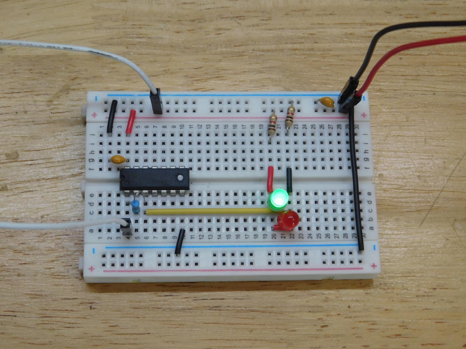 Breadboard Logic Probe