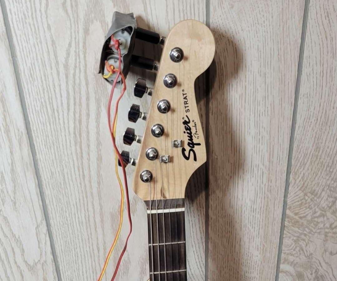 Automatic Guitar Tuner