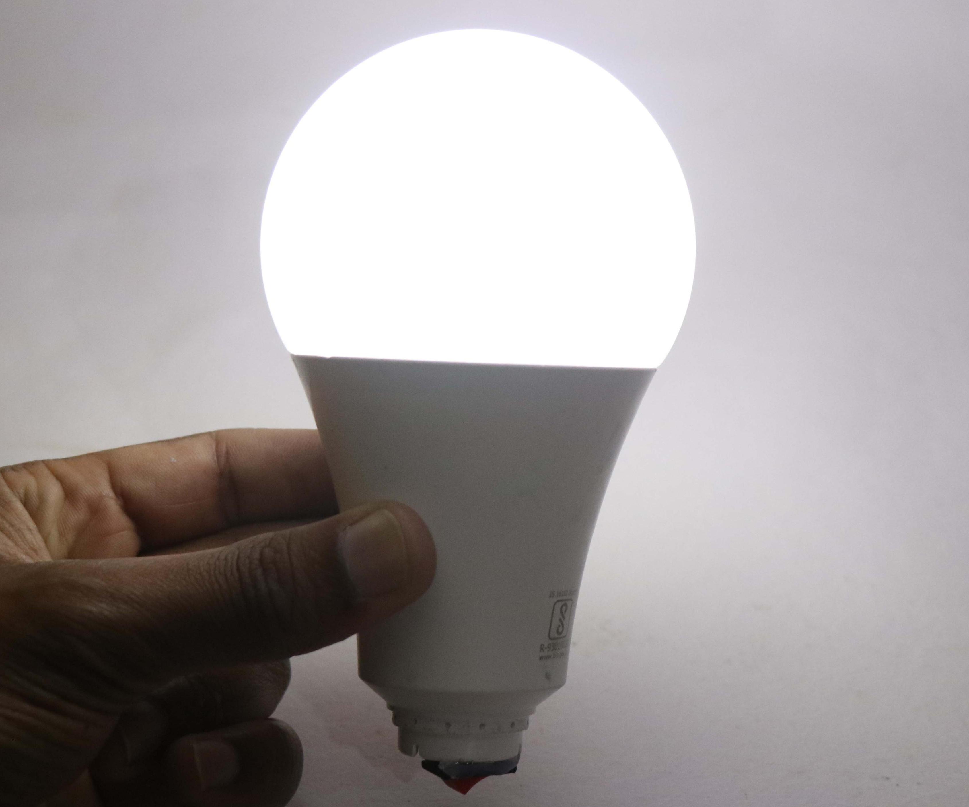 Giving LED Bulbs a Second Chance