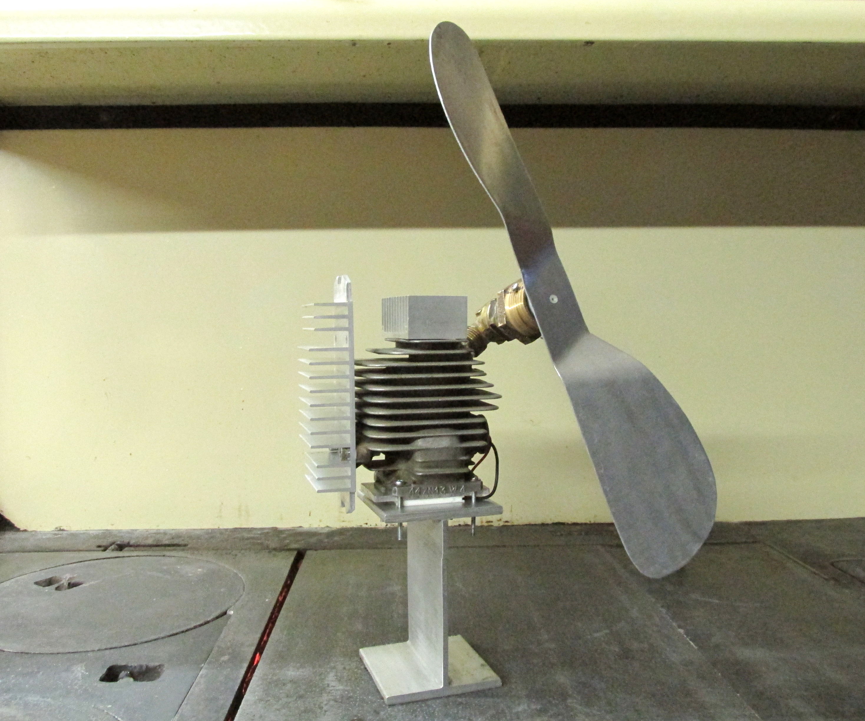 Heat-Powered Stove Top Fan W/ Salvaged Parts