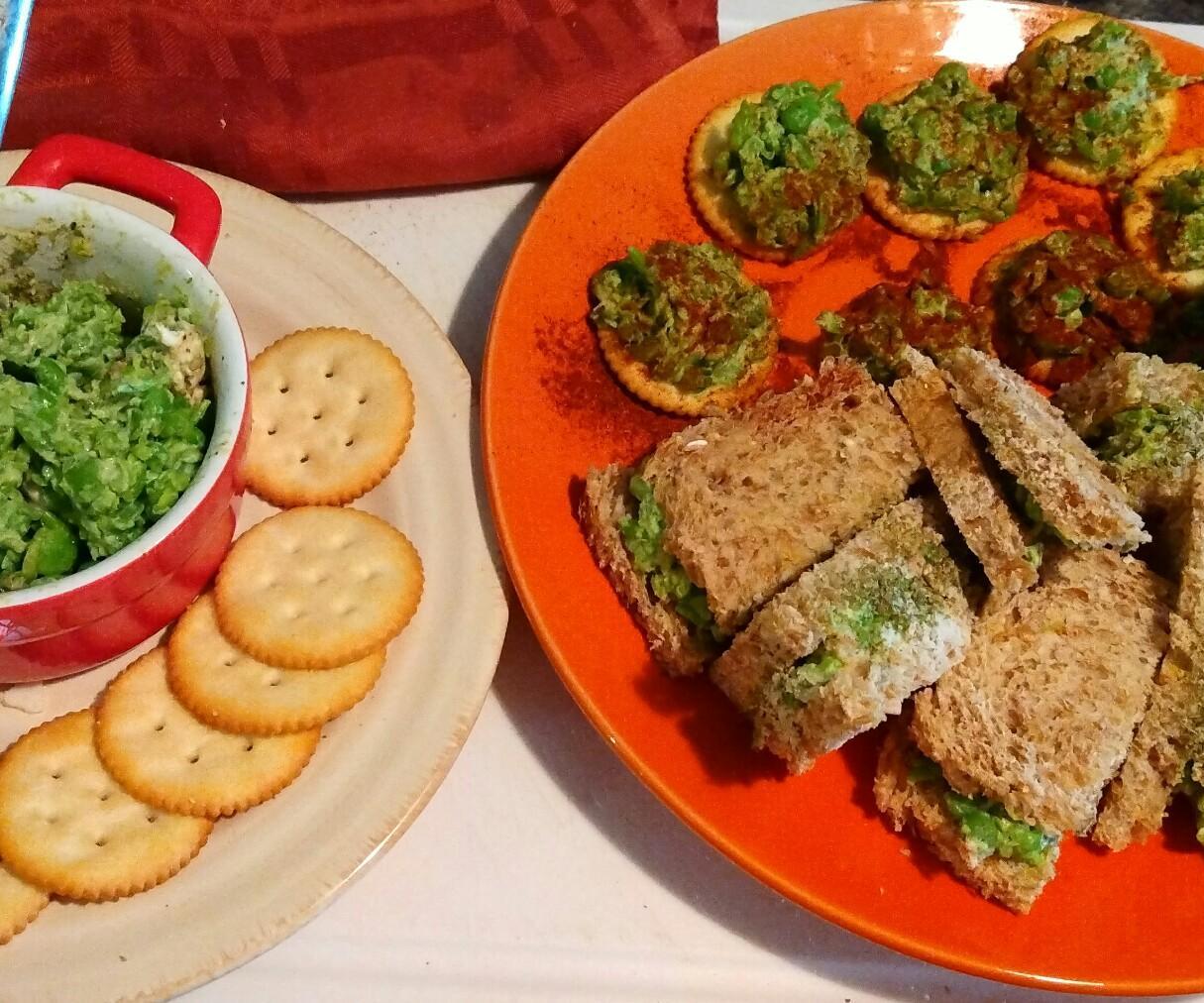 (LICKETY-SPLIT) PEA DIP FINGER SANDWICHES / HORS D'OEUVRES
