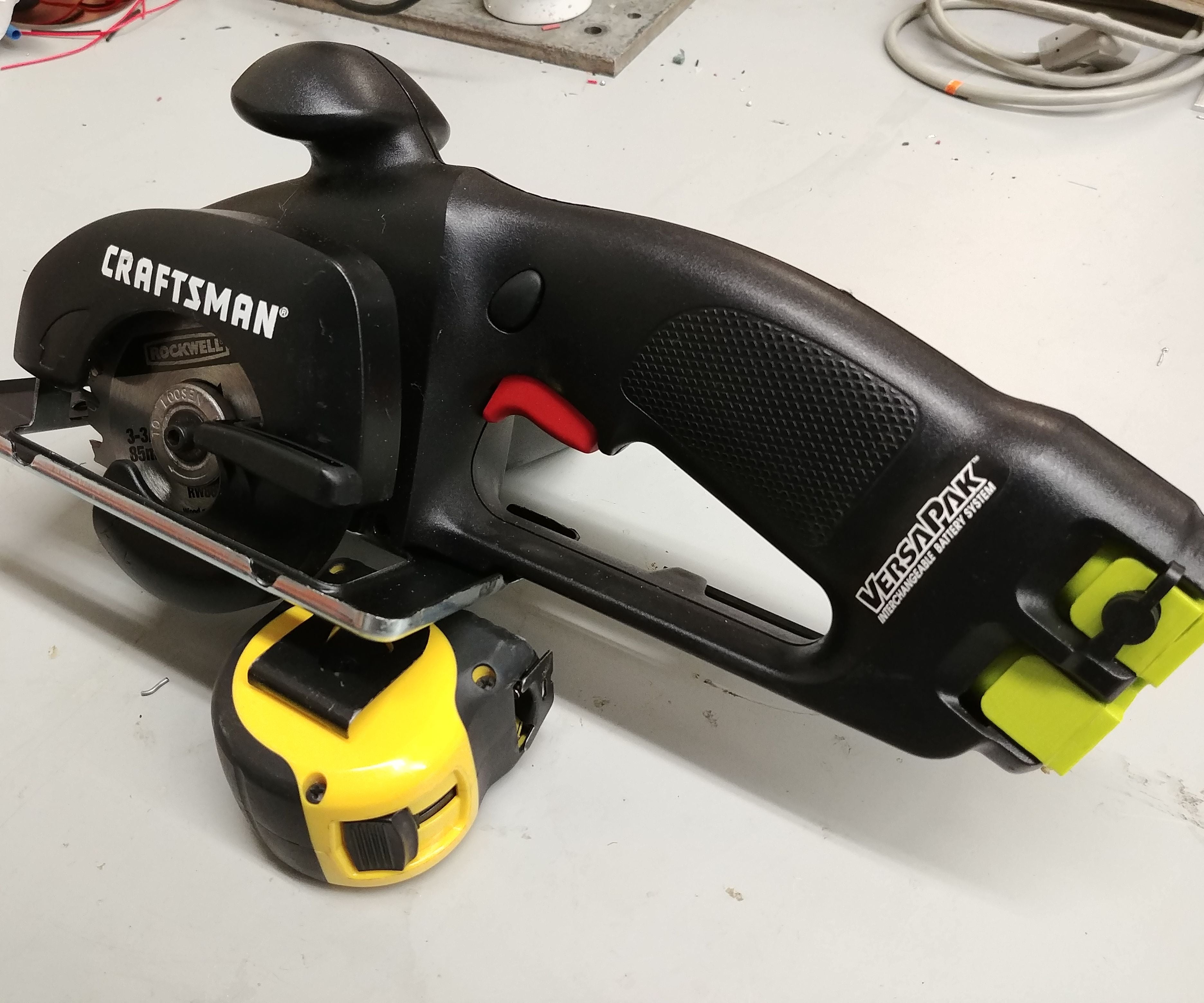 Perfect Compact Circular Saw From a Dinosaur