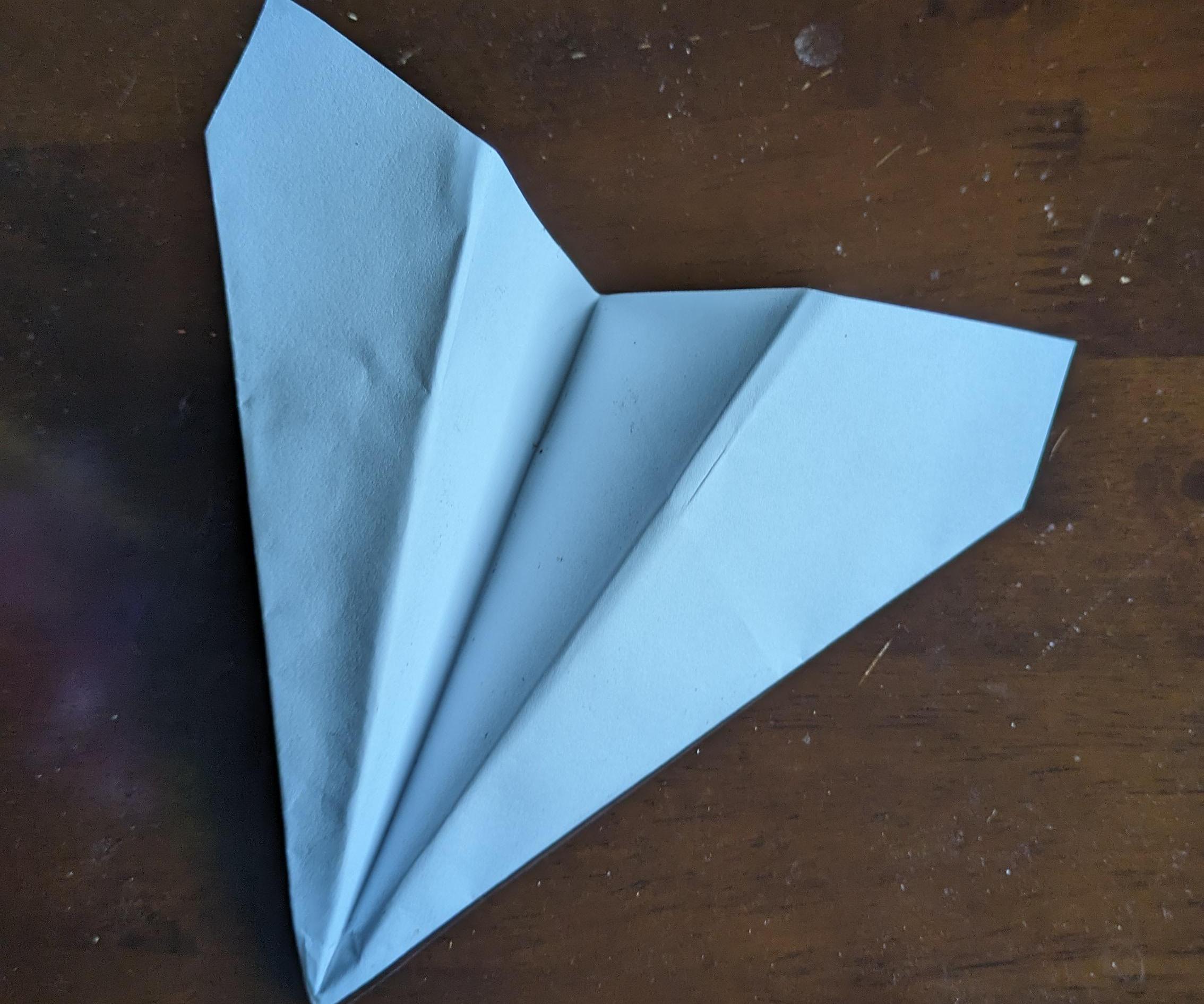 Best Paper Airplane Ever (Flies Like a Beauty!)