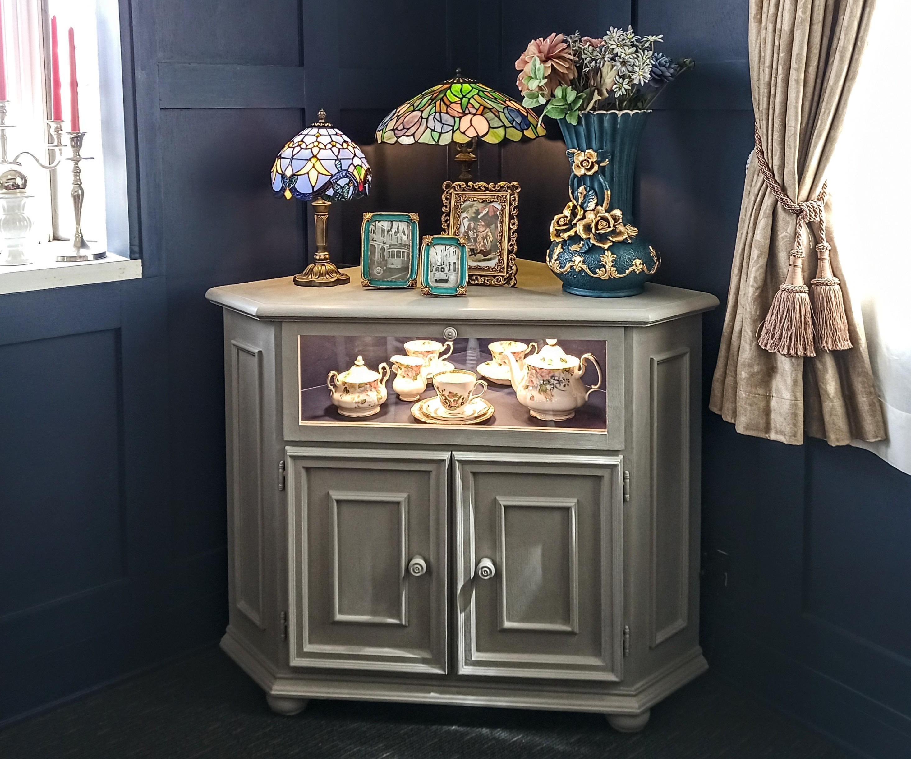 Corner Cabinet Makeover