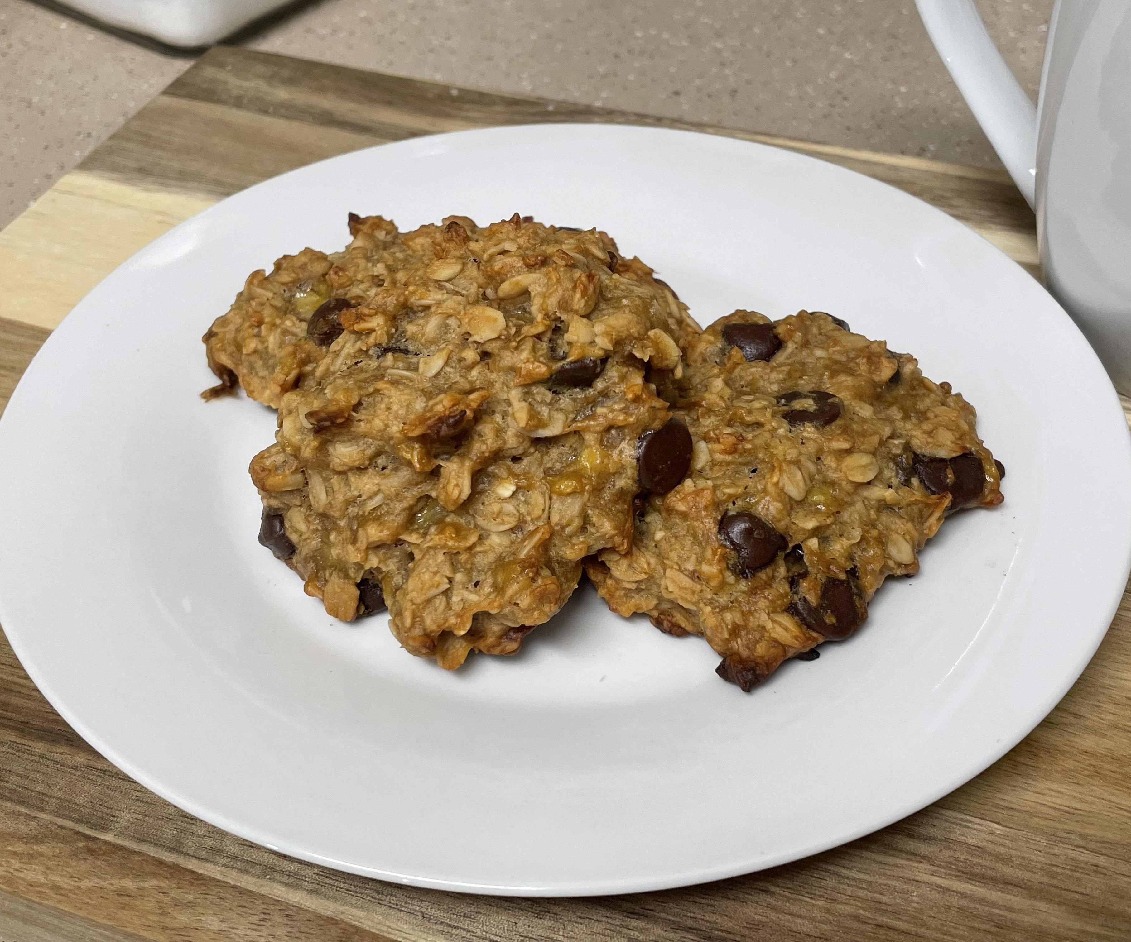 Simple Vegan Chocolate Chip Cookies