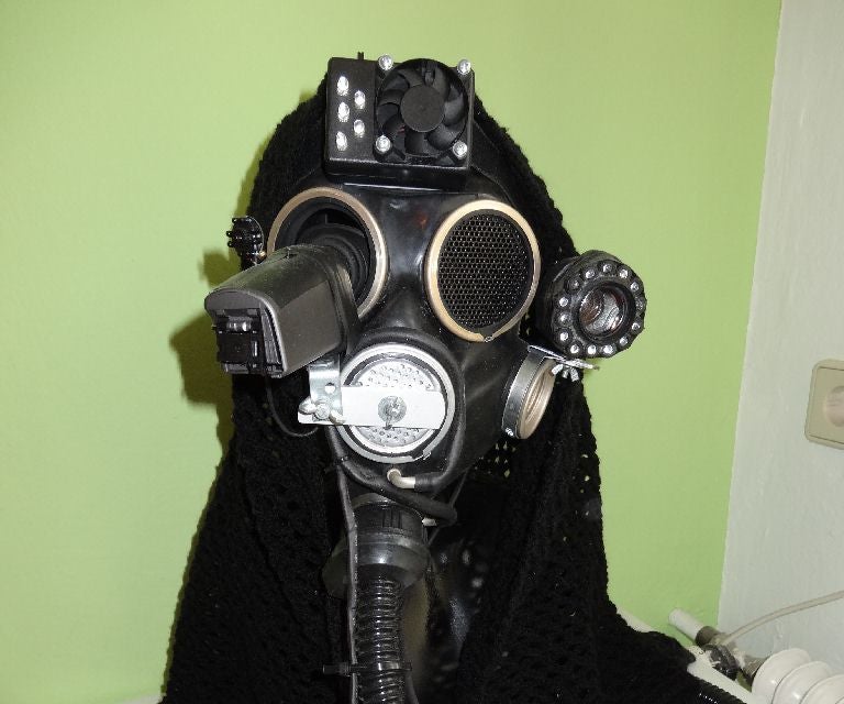 DIY Night Vision Mask a La Oblivion