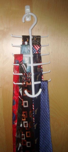 Necktie Hanger