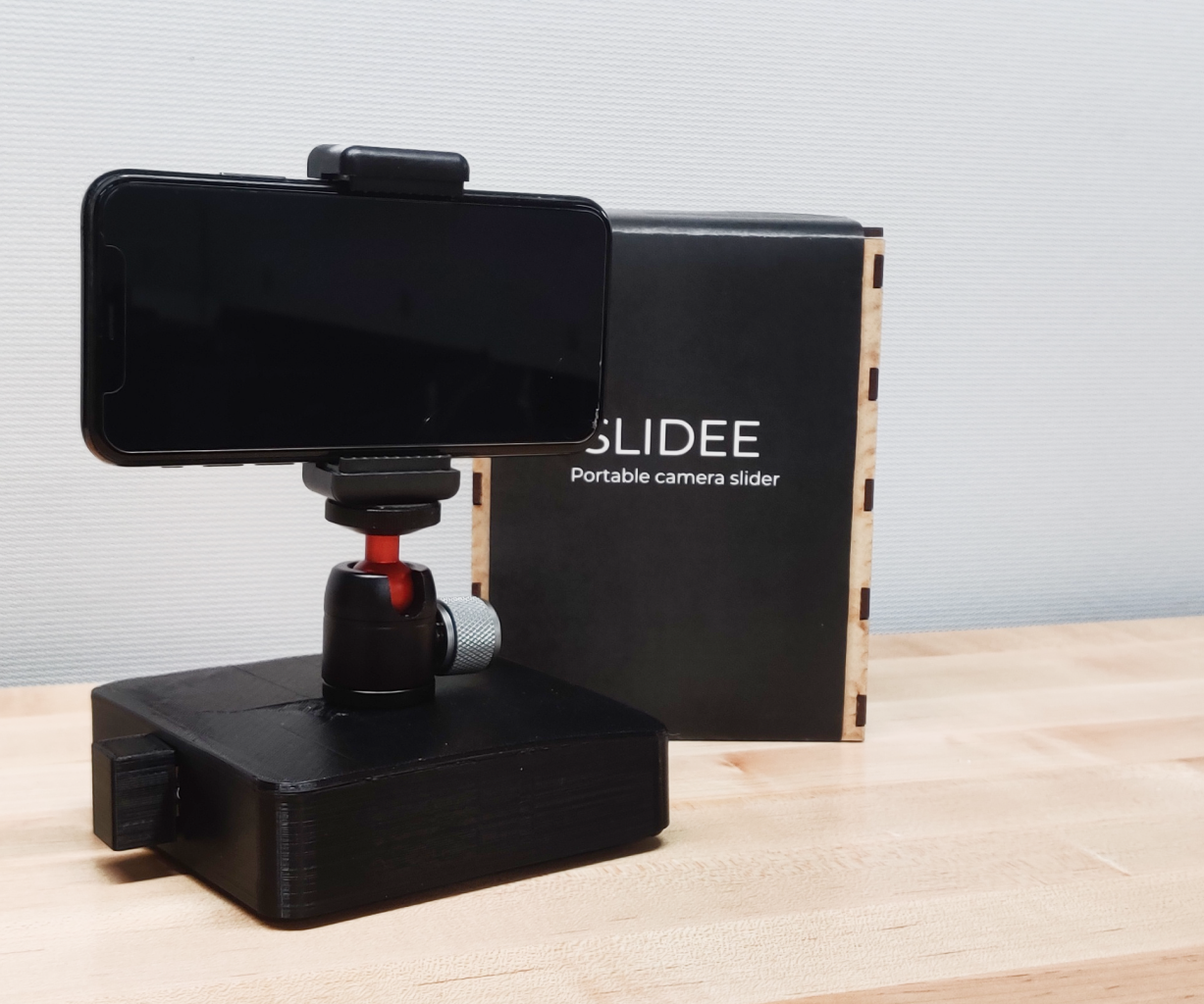 Slidee: Non-motorized Automatic Camera Slider