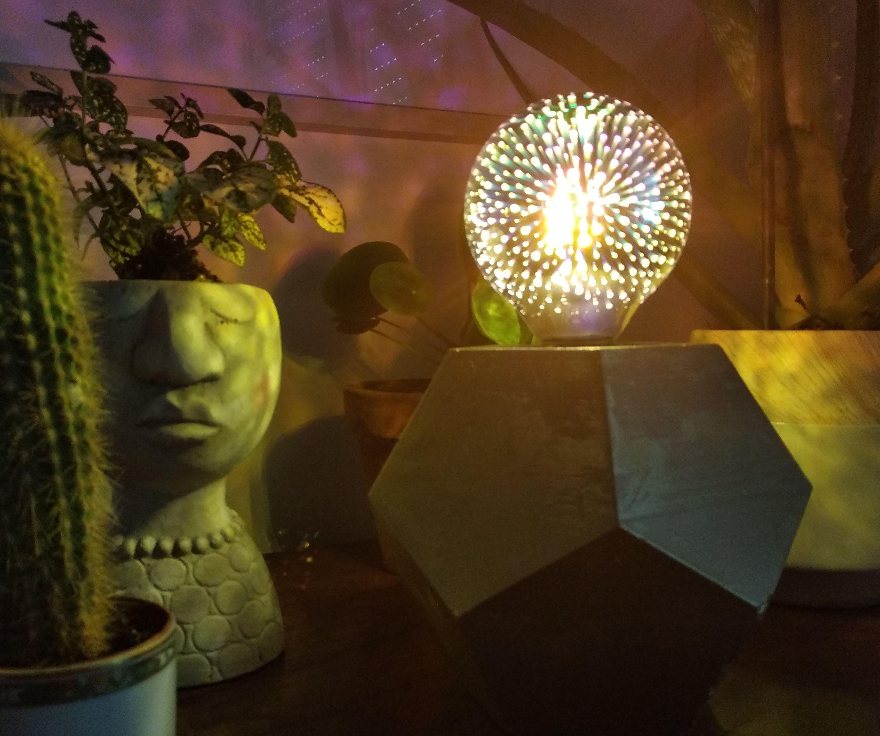 D12/D20 Concrete Lamp Using a 3D Printing Mold