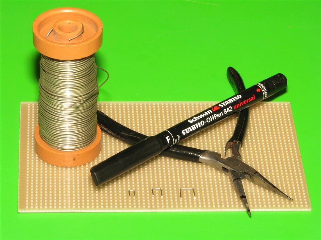 Electronics Tip : Making Accurate Stripboard Links.