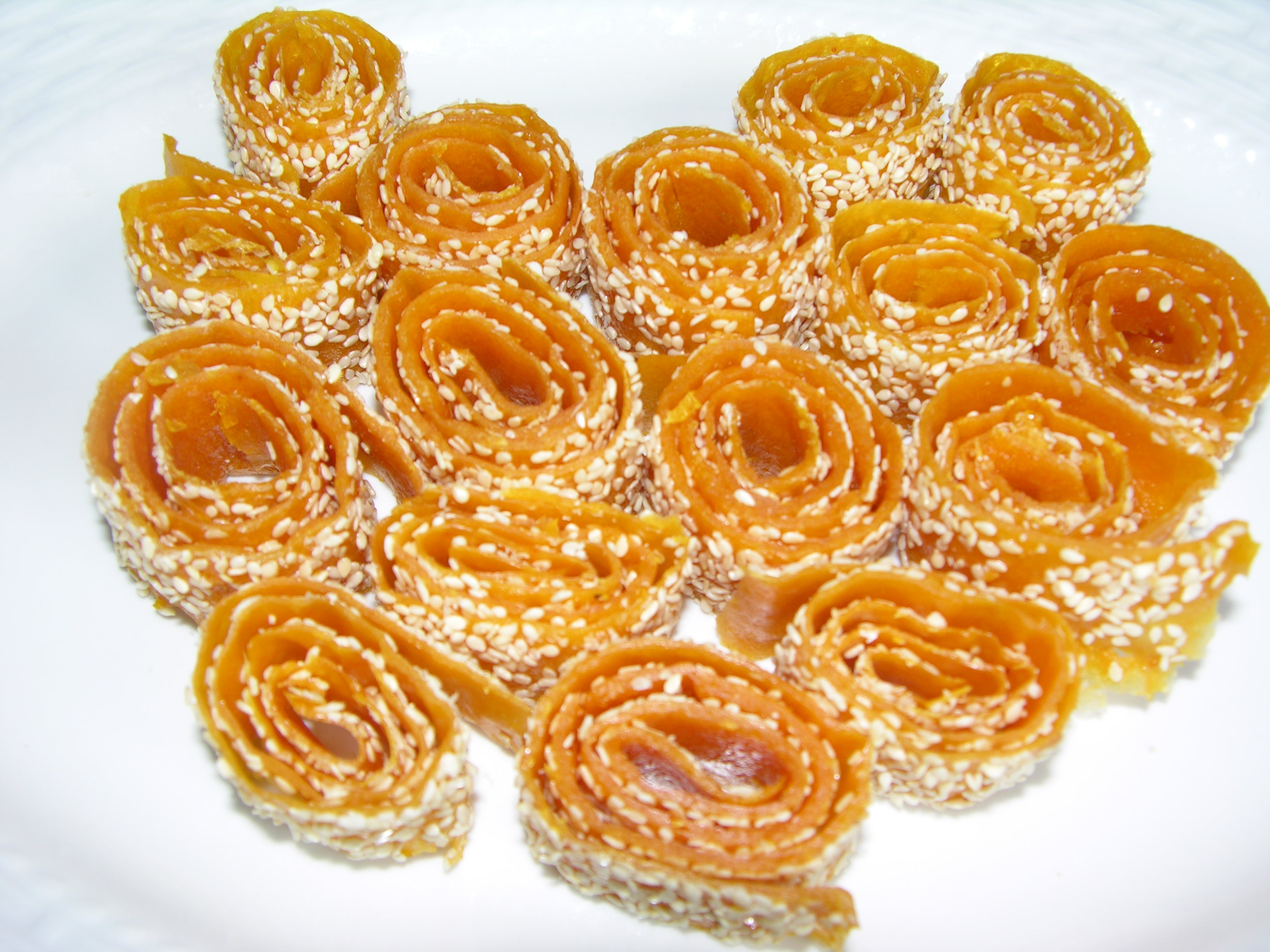 Sesame Candy Rolls and Strings