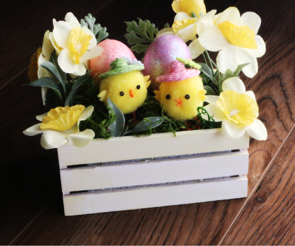 DIY Wood Crate Easter Floral Decoration