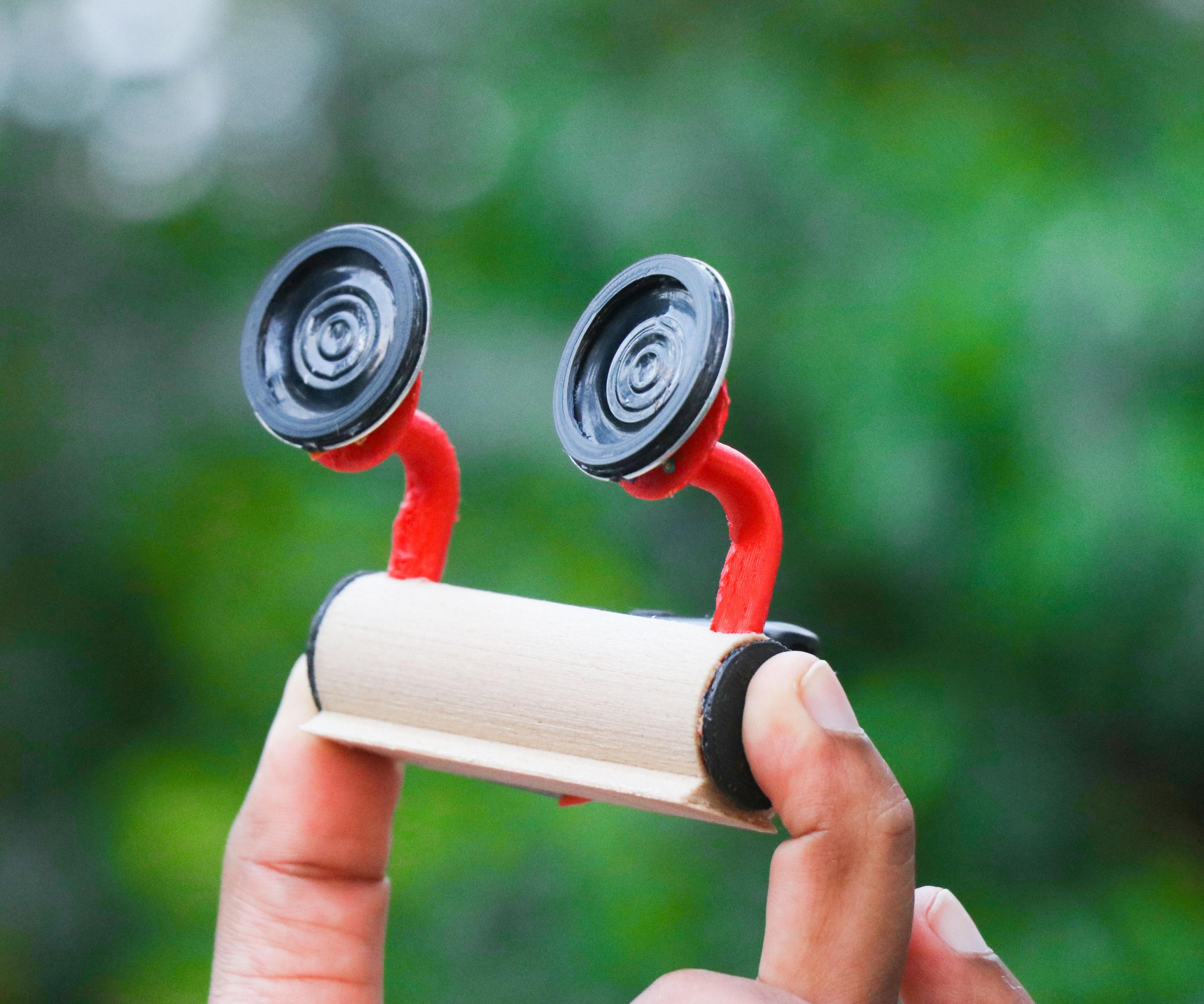 Make 3D Printed Modern Bluetooth Speakers With Old Earphone