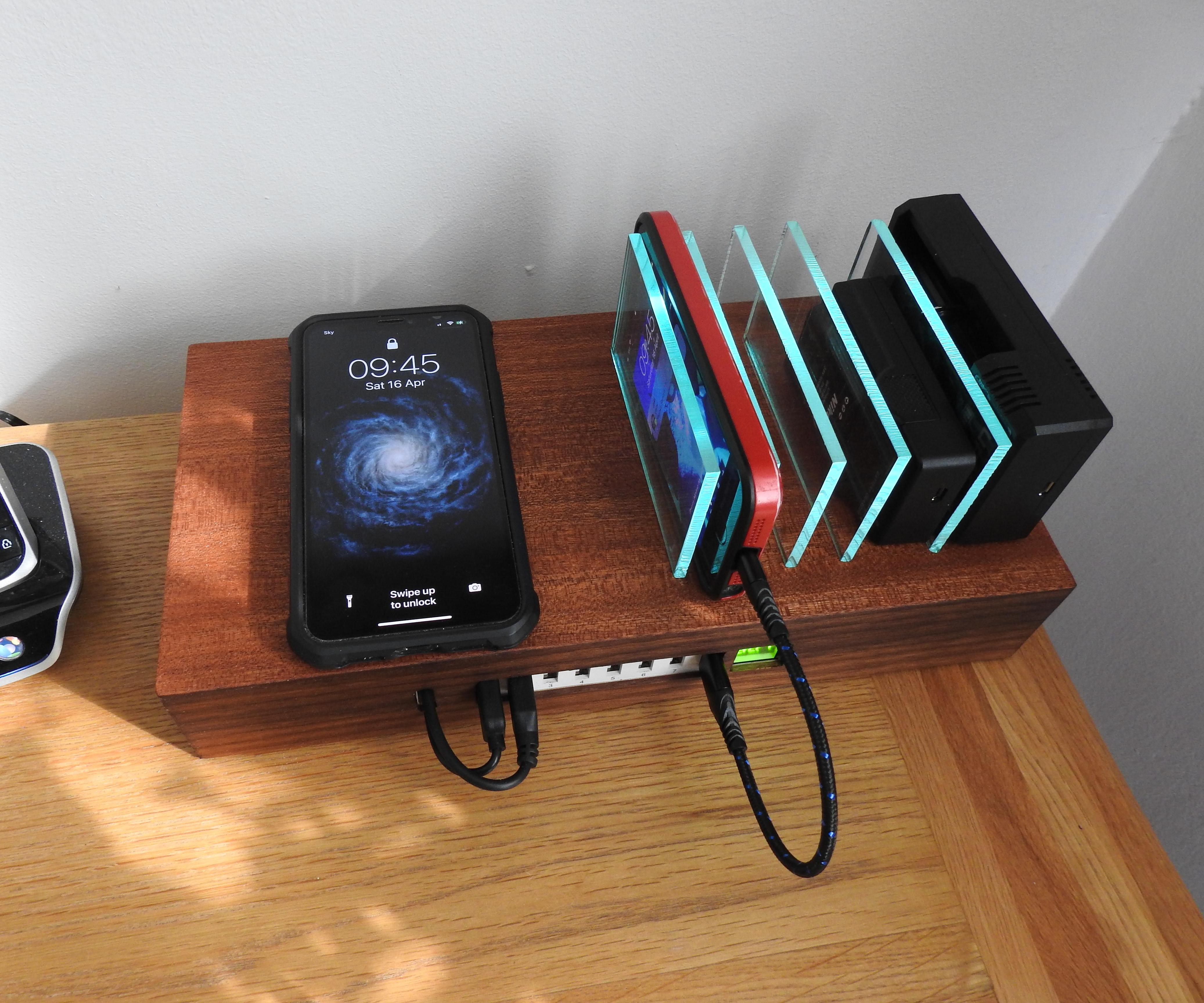 Diy Charging Hub With Edge Lit Dividers 