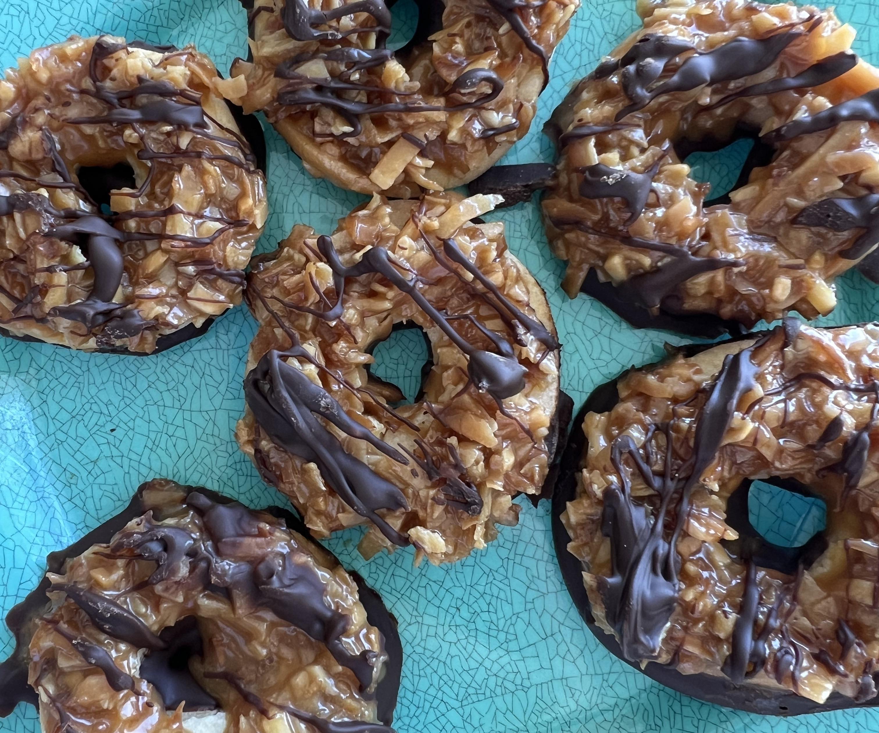 Copycat Girl Scout Samoas Cookies!