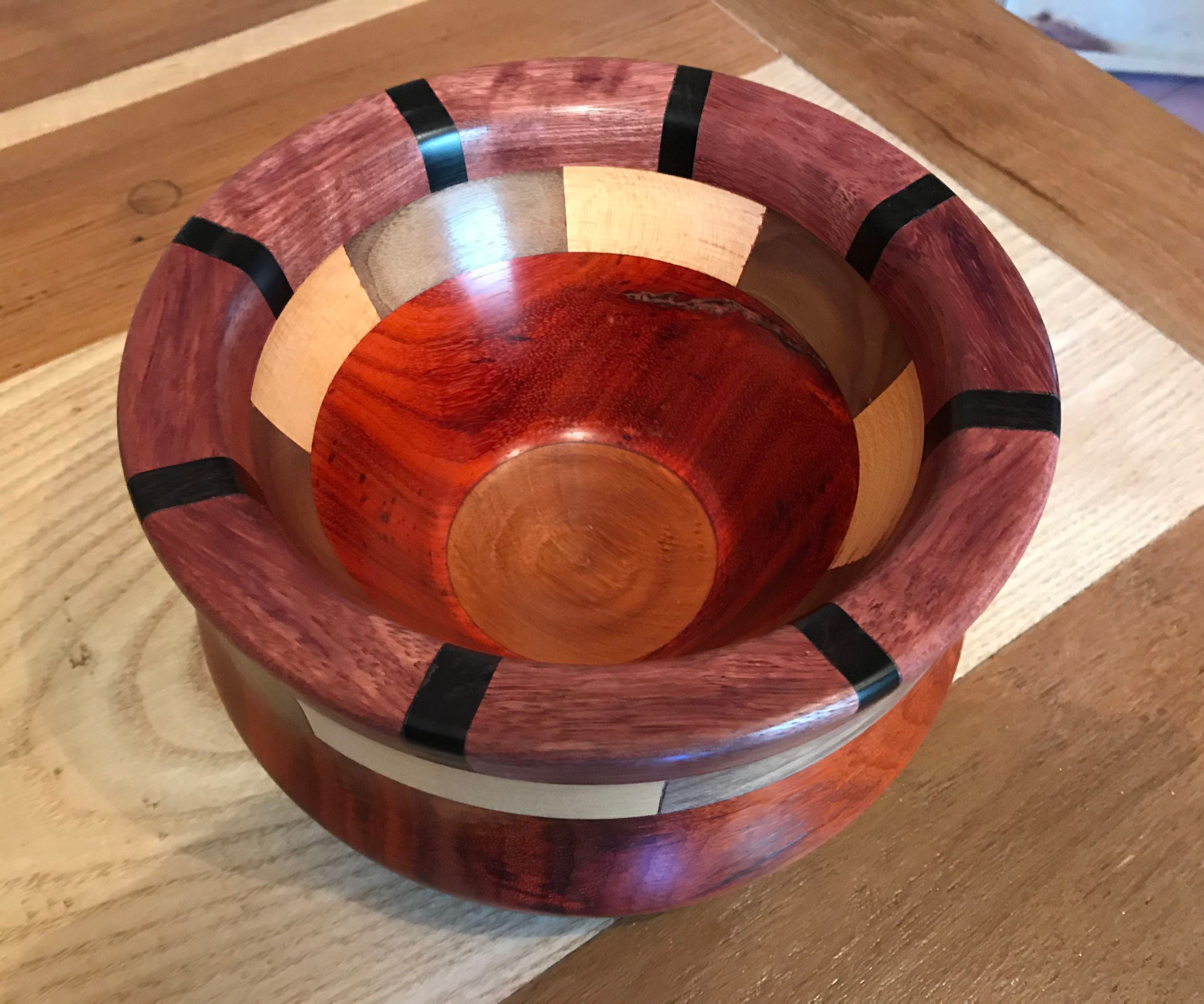 Segmented Bowl