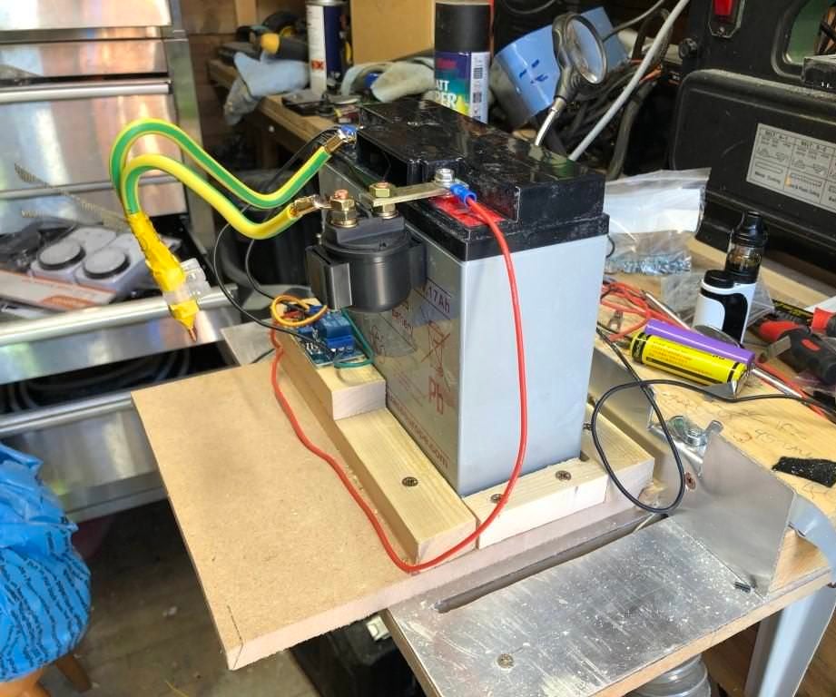 Simple Battery Spot Welder