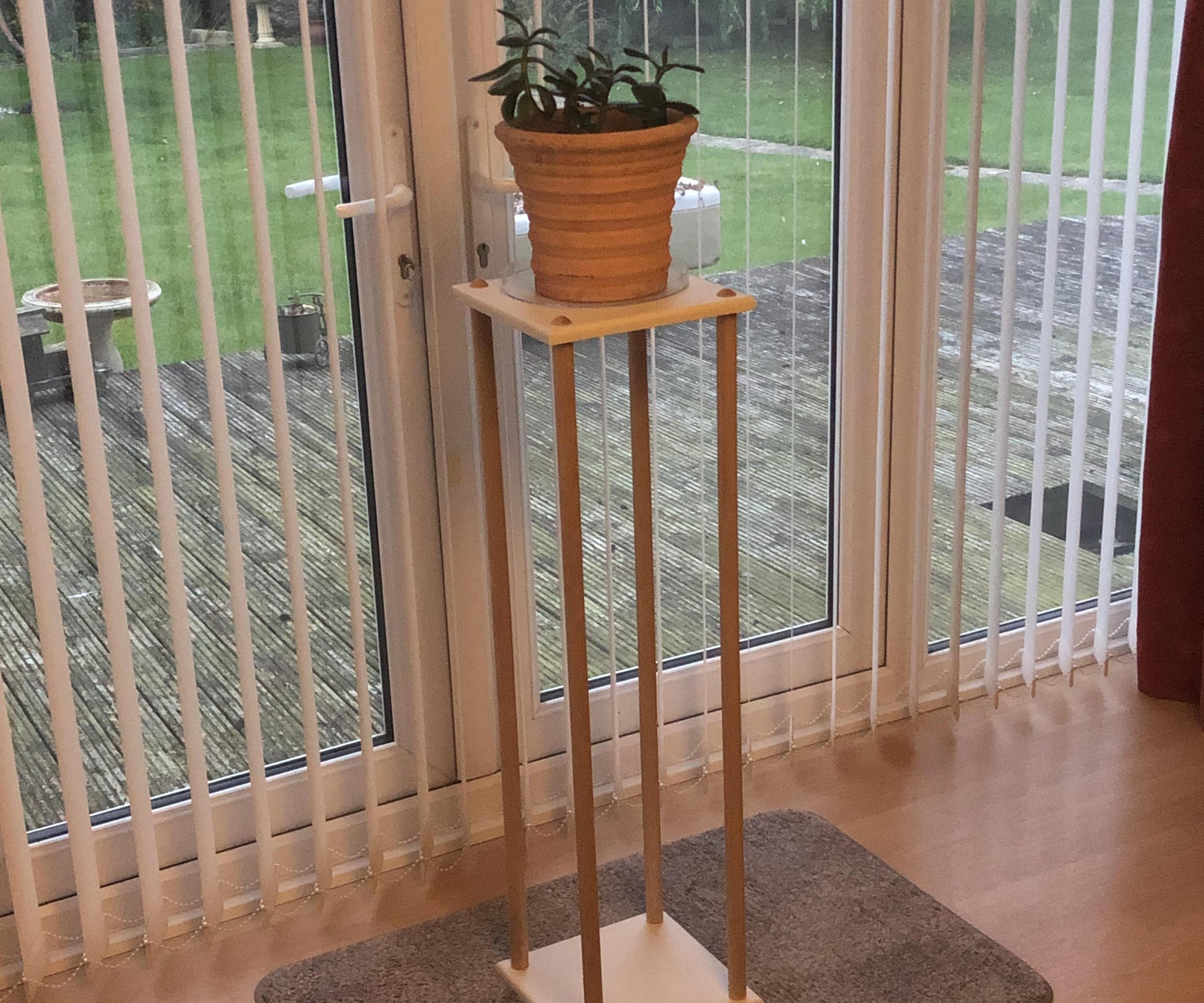 Broom Shaft and MDF Tall Plant Stand El Cheapo!