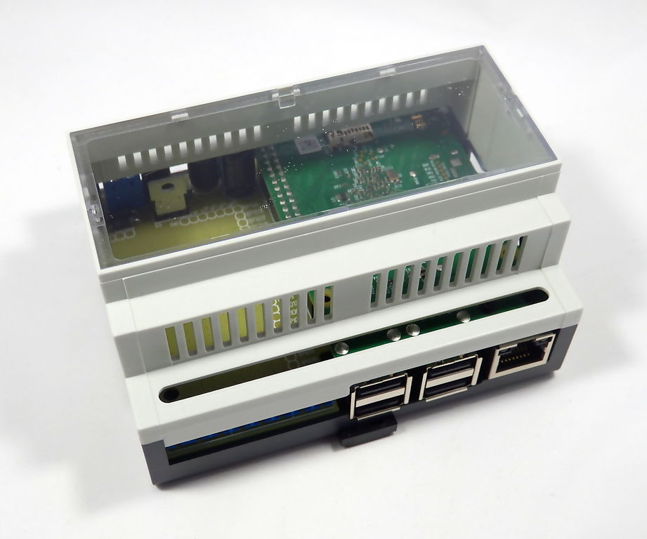 Raspberry Pi 2/3 DIN Rail Enclosure With Breadboard & Voltage Regulator