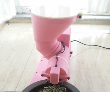 Automatic IoT-enabled Rabbit Feeder