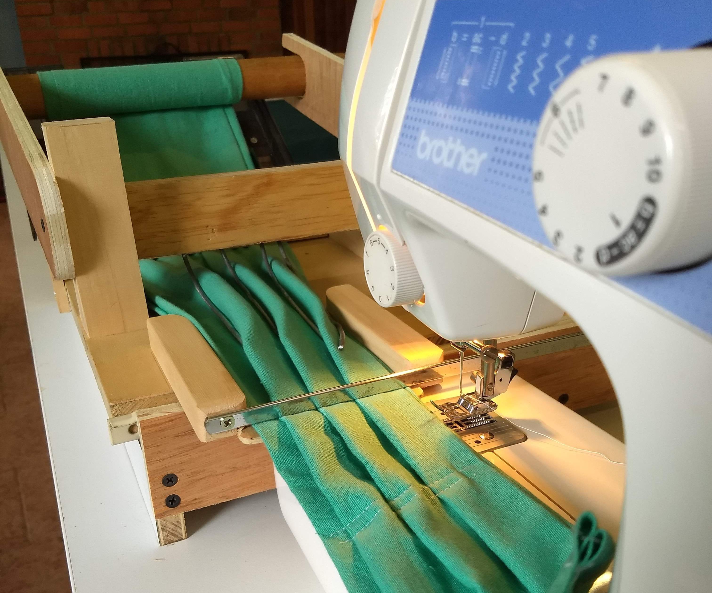 Face Mask Pleating Machine