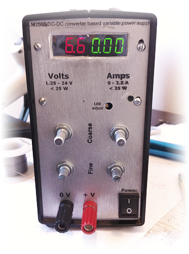 Variable Lab Power Supply (1 - 24 V, 0 - 1 A)