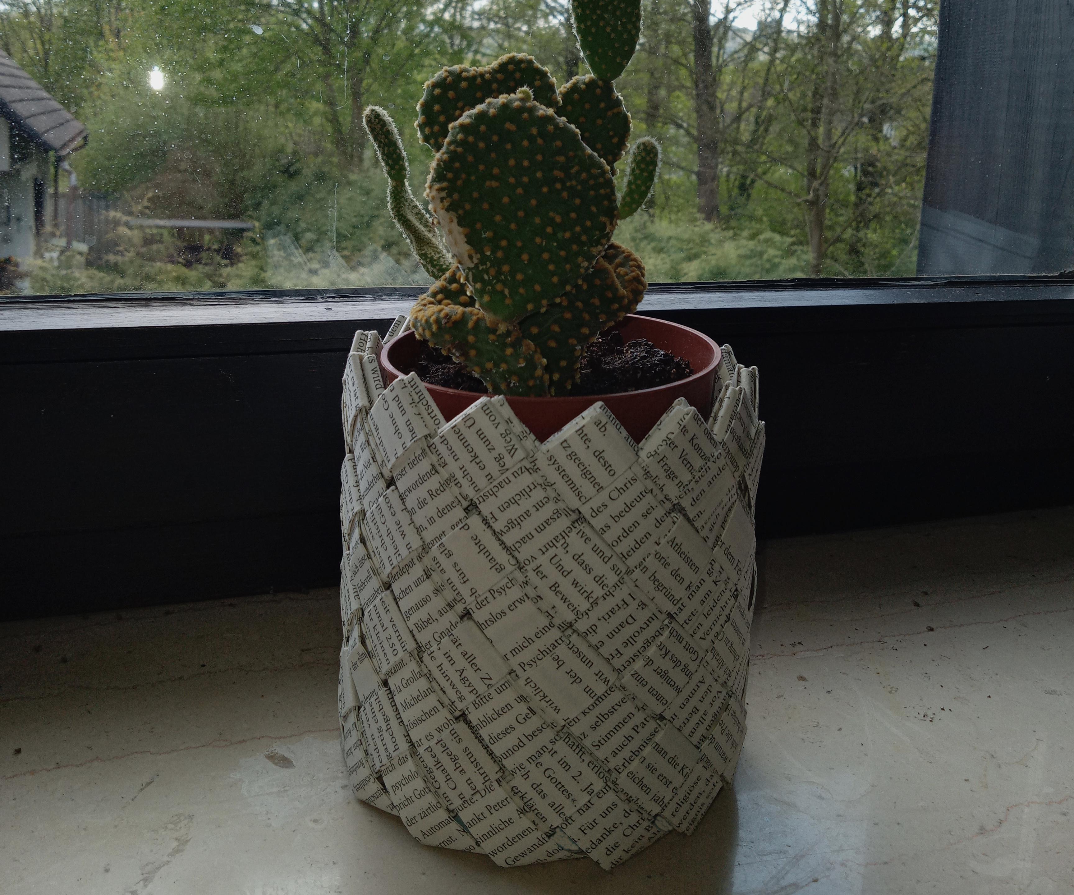 Flowerpot From Book Pages