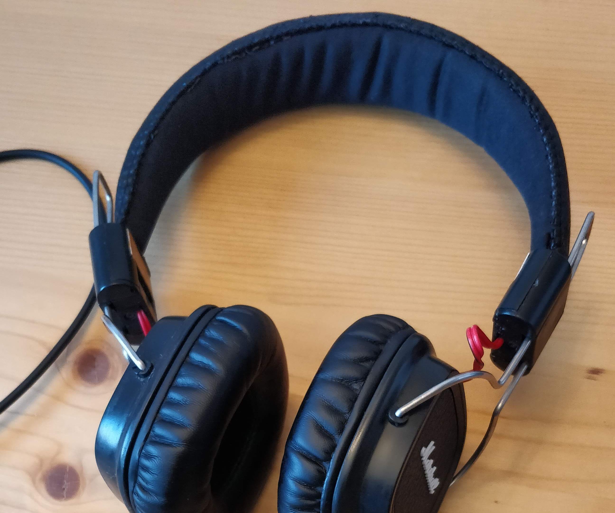 How to Repair Marshall Major I Headphone