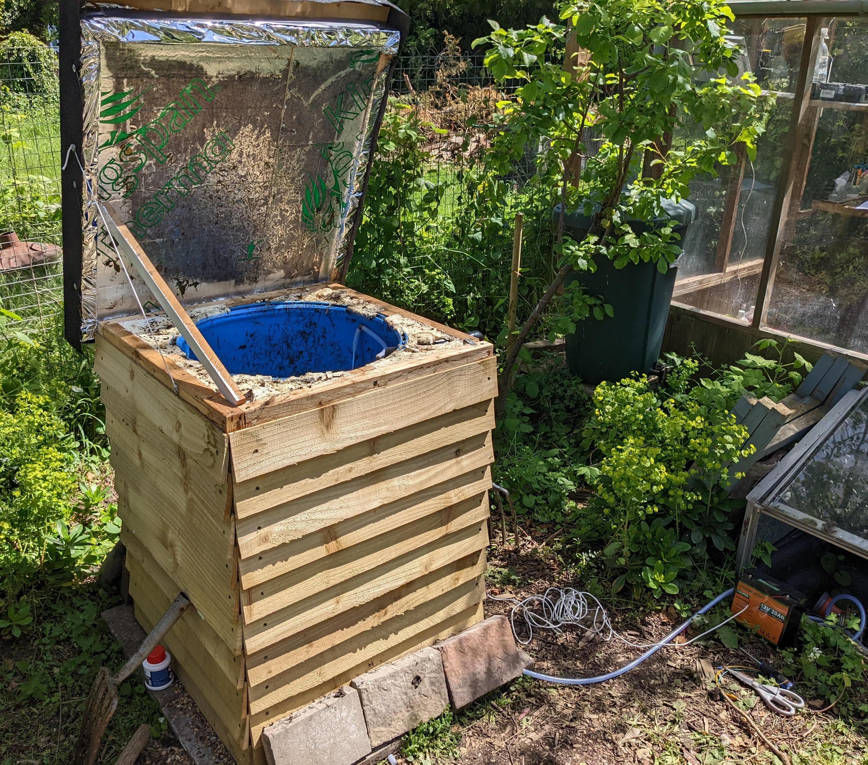 Temperature Controlled Hot Compost Bin