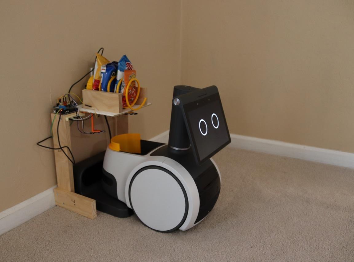 Snacky, a Dispenser for Astro Robot