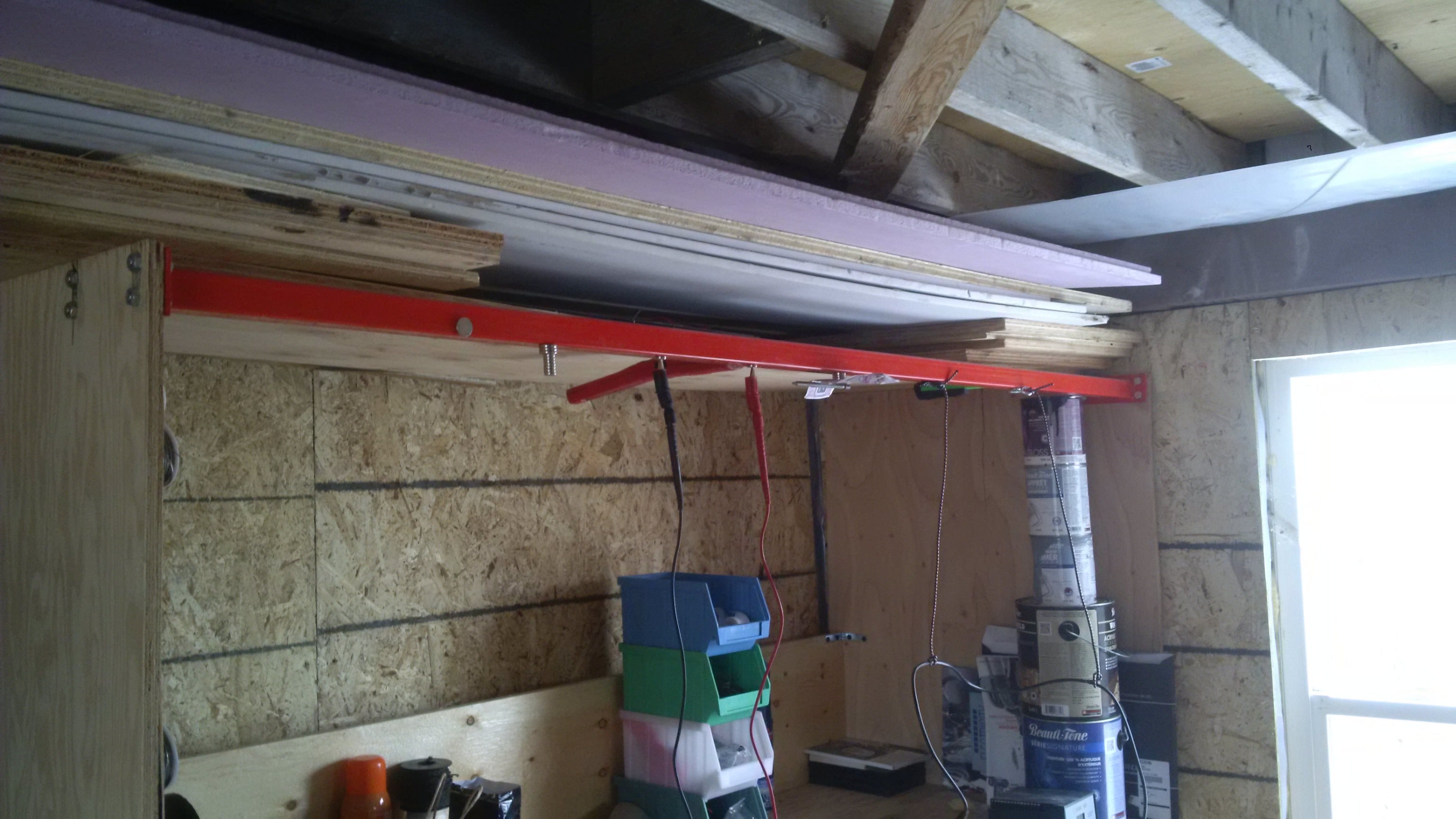 Useful Overhead Workbench Rail