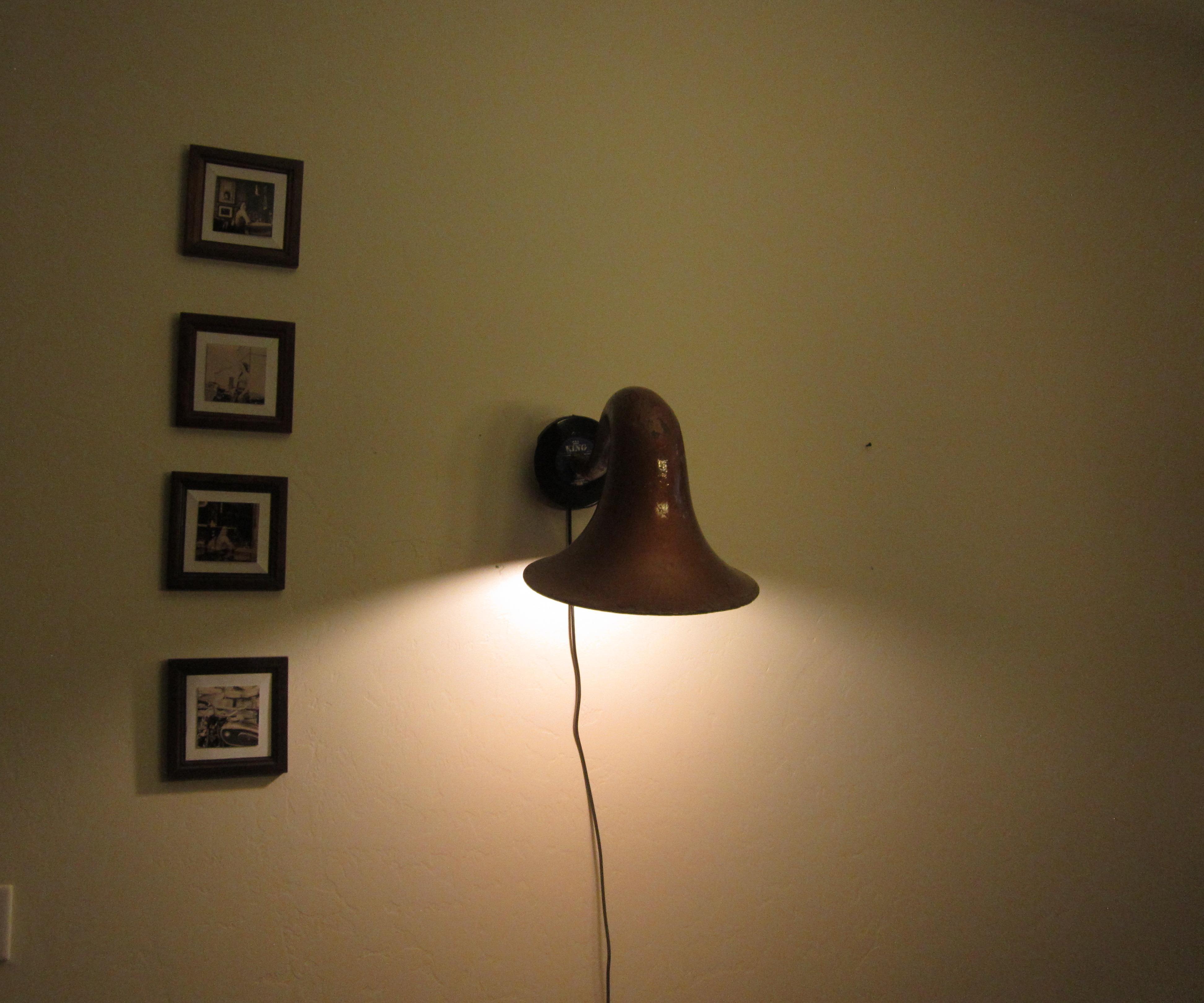 Speaker Horn Lamp
