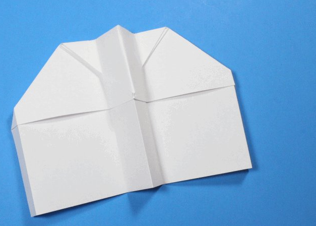 How to Make a Paper Airplane That Flies