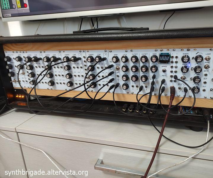 DIY Eurorack Compatible Paraphonic Modular Synthesizer